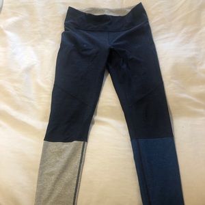Outdoor voices tri-color split leggings